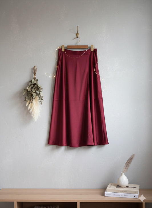 Glow Satin Skirt - Maroon