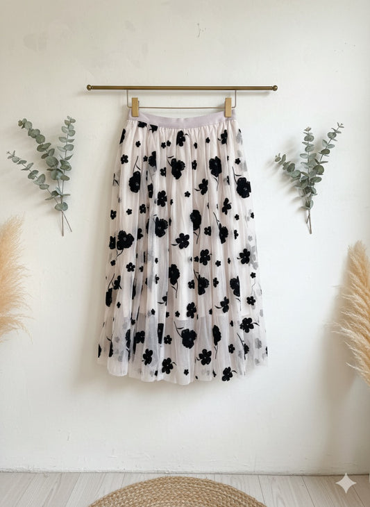 Pink Floral embroidered Tulle skirt.