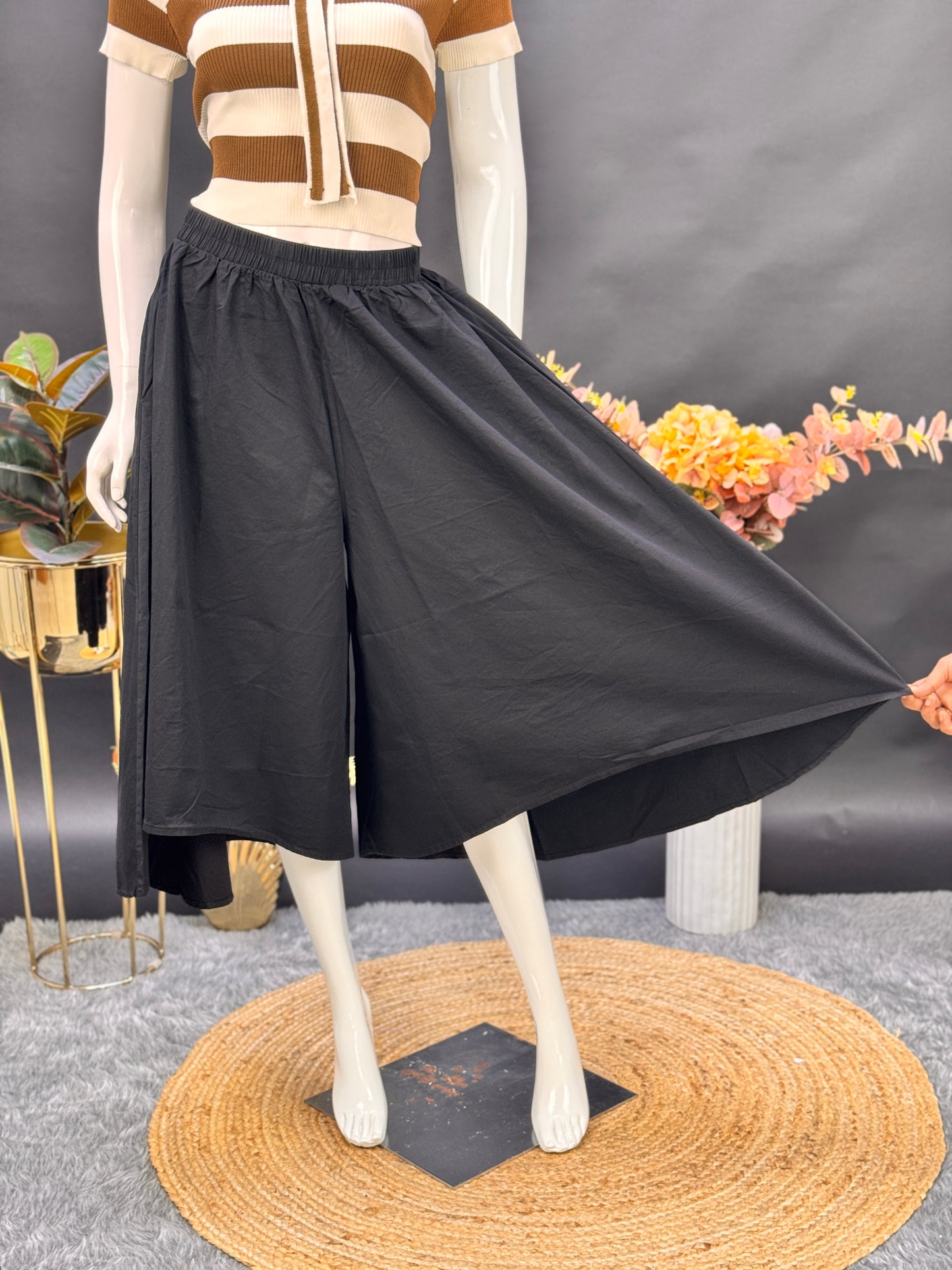 Wide-legged Culottes