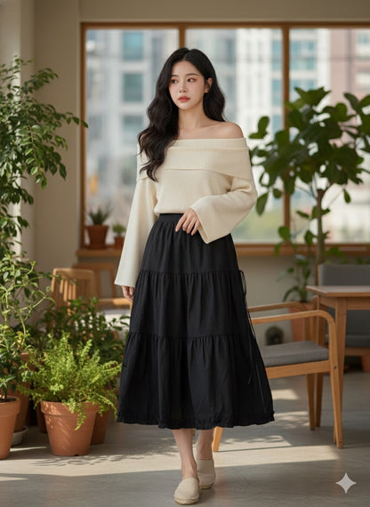 Feminine Flare Skirt - Black