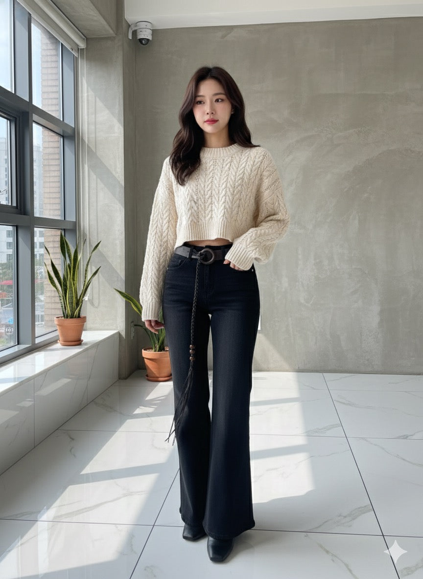 High-Rise Wide-Fit Denim - Black