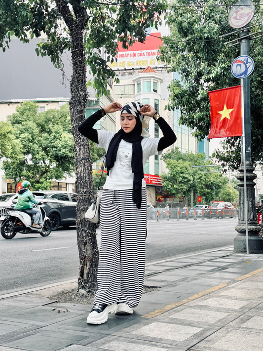 Monochrome Muse Pants