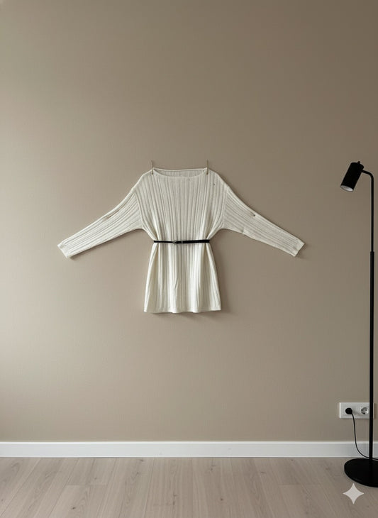 One-Shoulder Knit With Belt - White