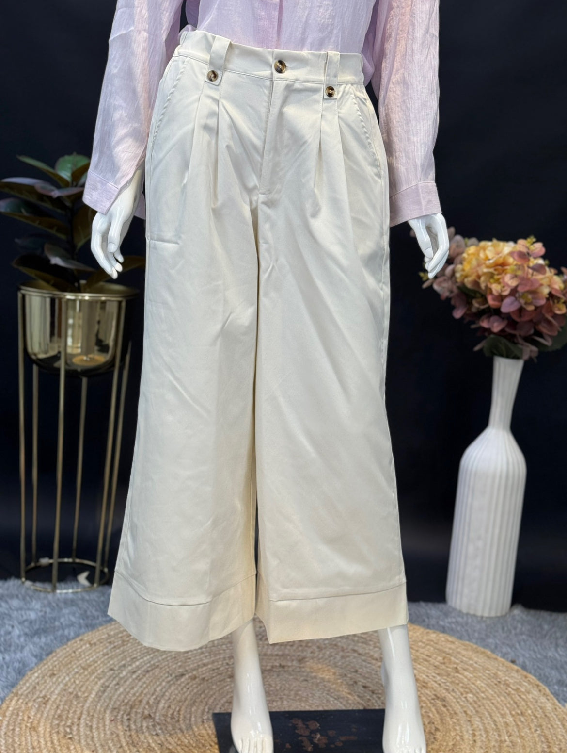 Off-White Korean Pleated Pants