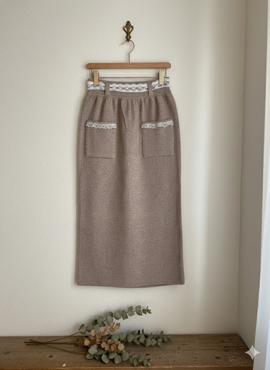 Vintage Lace Accent Skirt