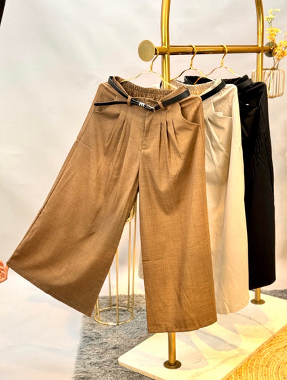 Wide-Legged Pleated Pants