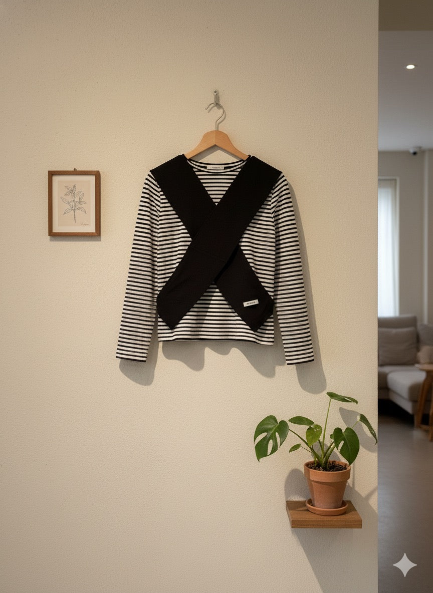 Crossover Stripped Top - Black