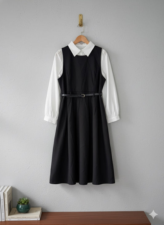 Preppy Pinafore - Black
