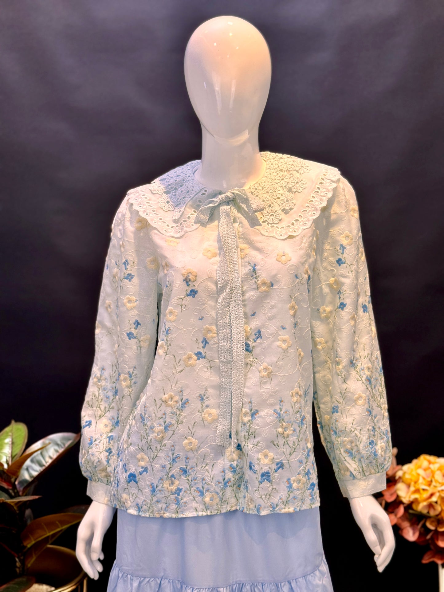 Vintage Floral Lace Collar Blouse